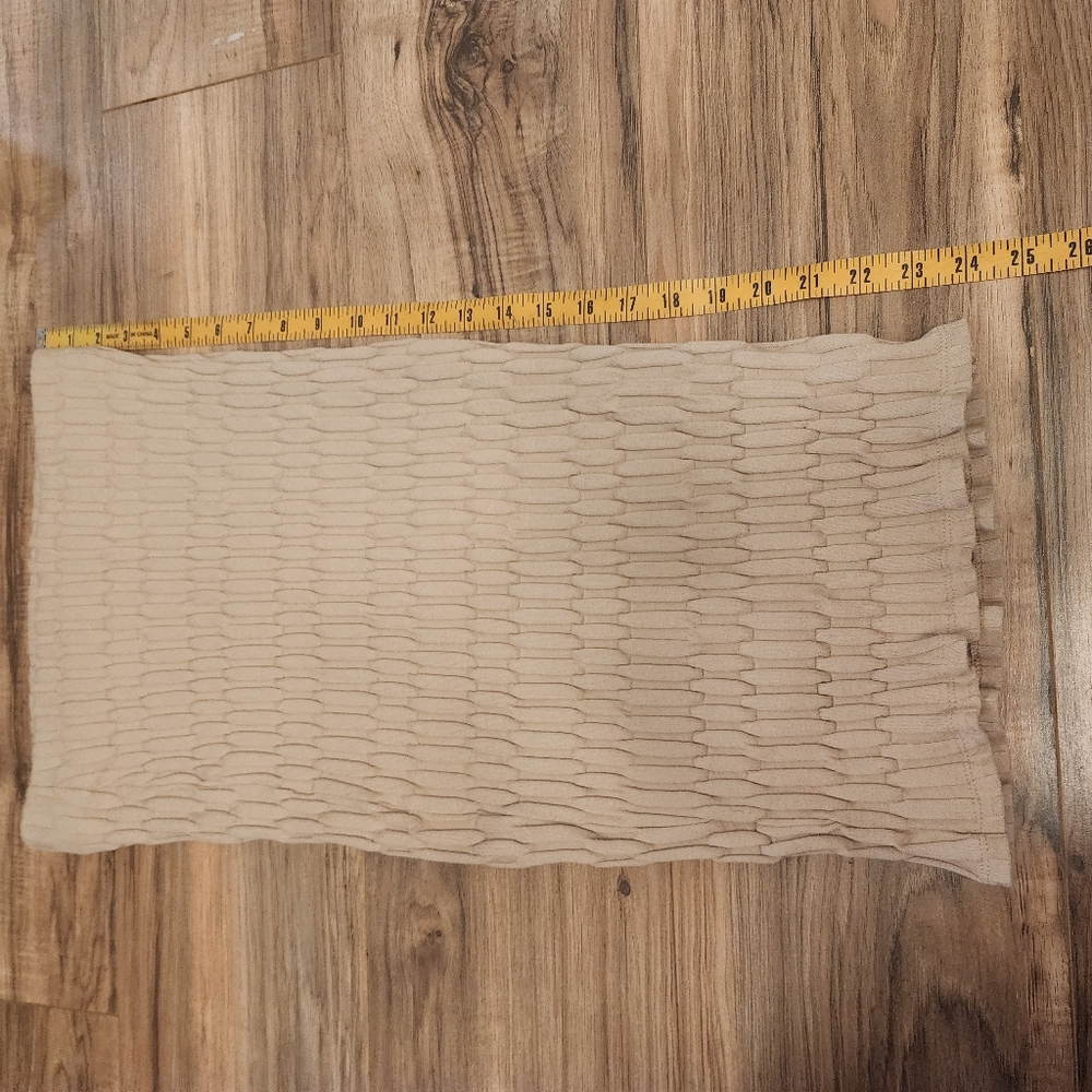 Skirt - Picture 4 of 4